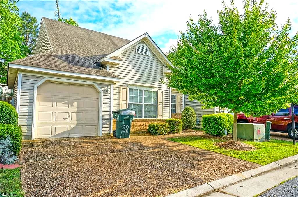 38 Angelia WAY, HAMPTON VA 23663 - Main photo