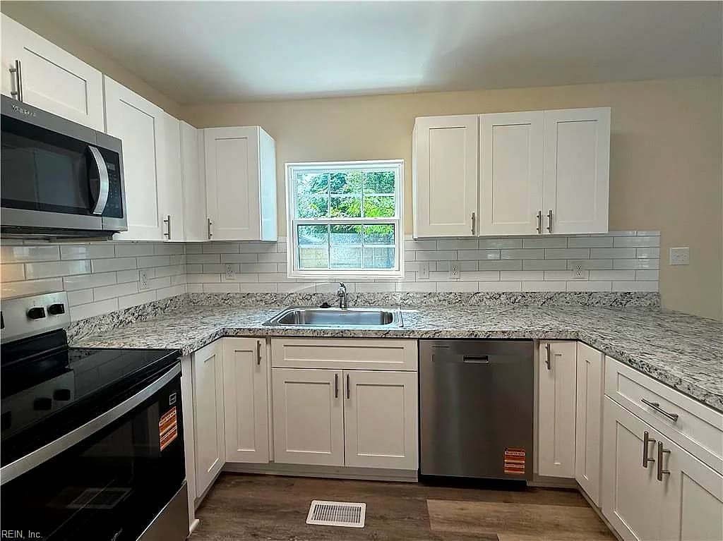 12 Afton PW, PORTSMOUTH VA 23702 thumb 11