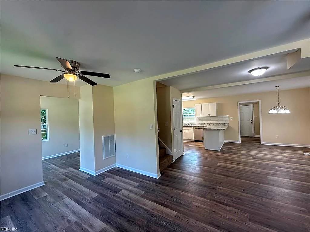 12 Afton PW, PORTSMOUTH VA 23702 thumb 6