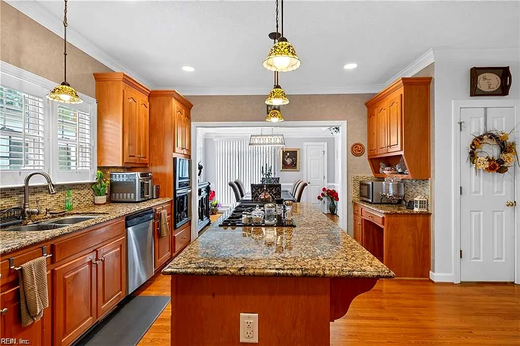 343 James Baldwin ST, NEWPORT NEWS VA 23606 - Photo 4
