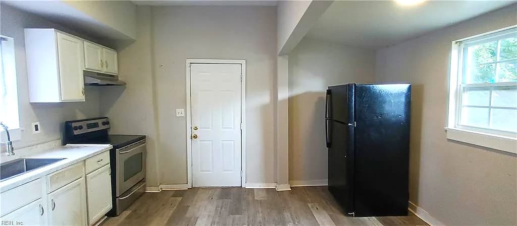 1135 27TH ST, NEWPORT NEWS VA 23607 - Photo 3