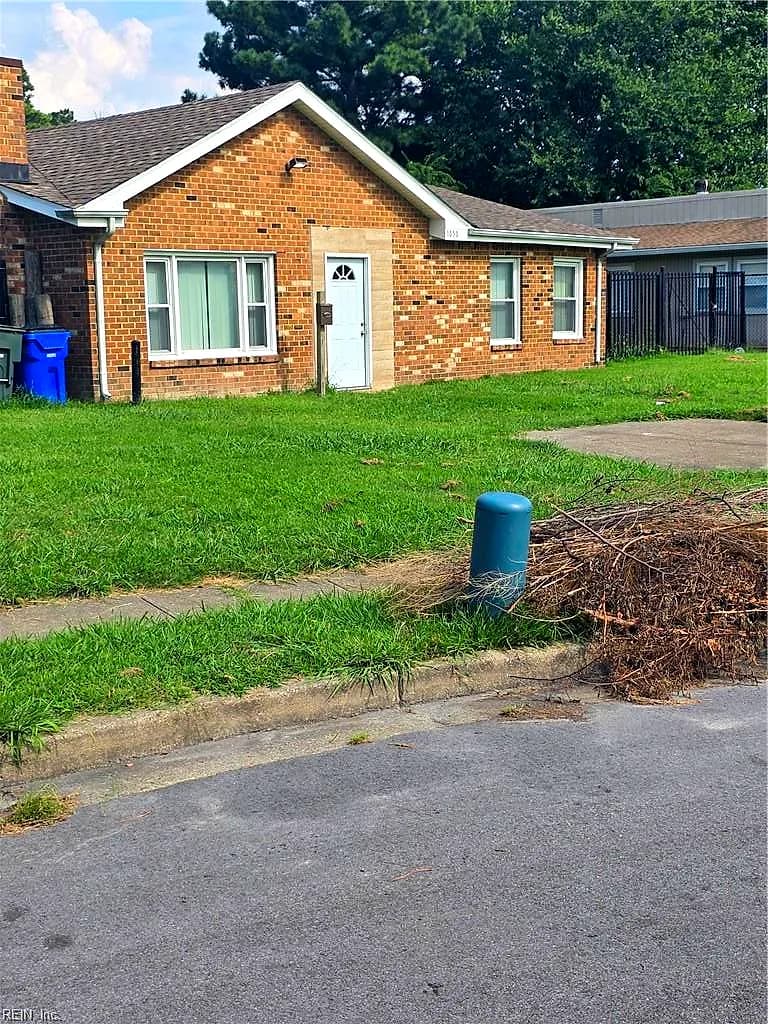 1050 Rainey DR, NORFOLK VA 23504 - Photo 2