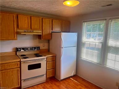 1318 PEABODY DR, HAMPTON VA 23666 thumb 4