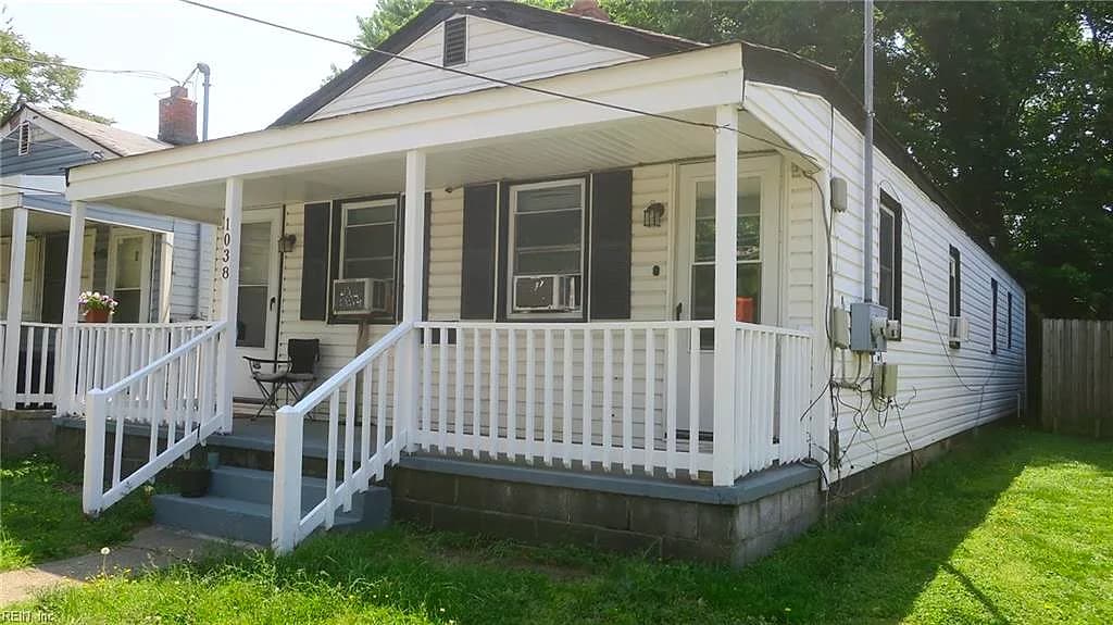 1038 28th ST, NEWPORT NEWS VA 23607 - Photo 3