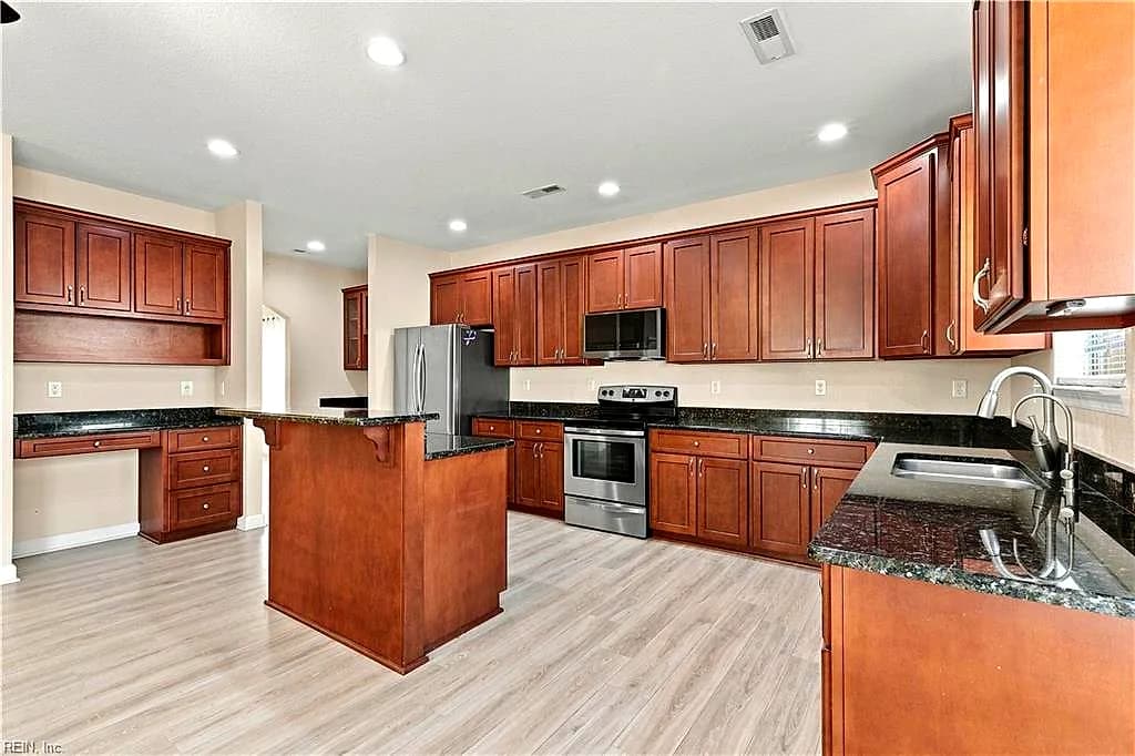319 Maplewood ST, HAMPTON VA 23669 thumb 12