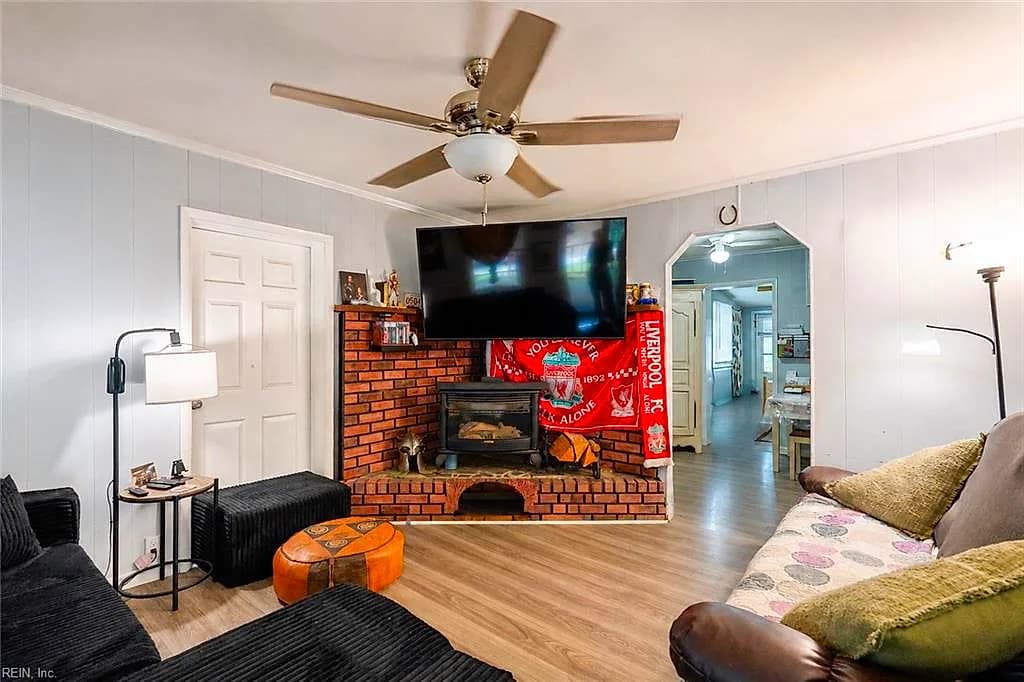 752 Old Oyster Point RD, NEWPORT NEWS VA 23602 thumb 6