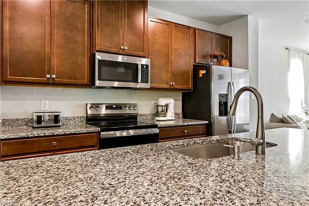 110 Pocosin PATH, POQUOSON VA 23662 thumb 12