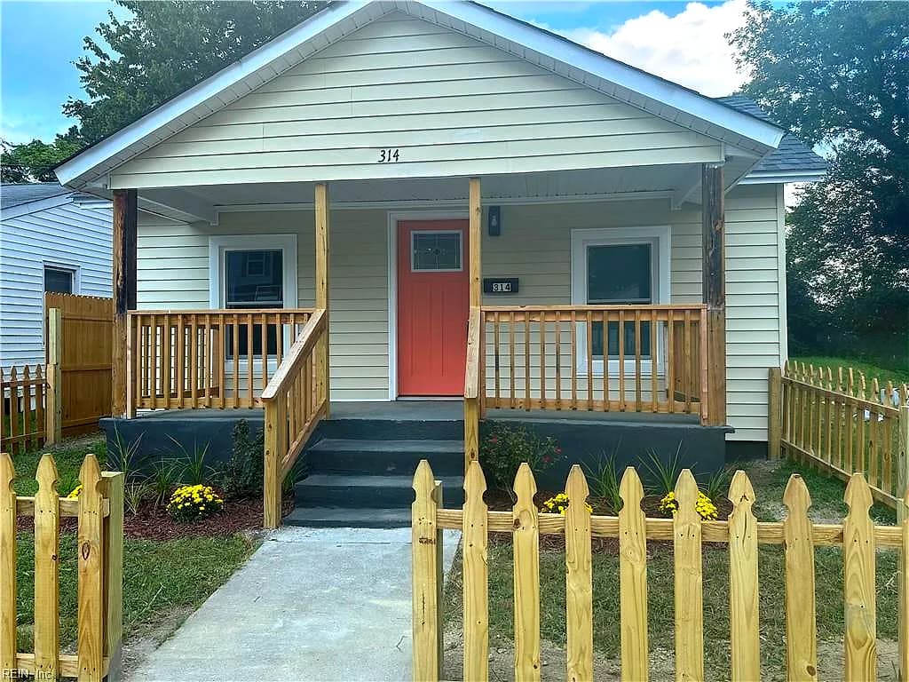 314 N 4th ST, SUFFOLK VA 23434 - Photo 2