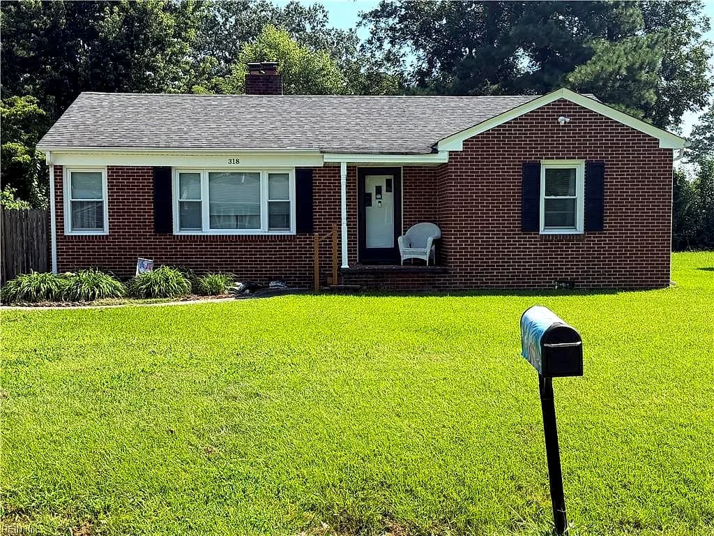 318 Tareyton LN, PORTSMOUTH VA 23701 - Photo 3