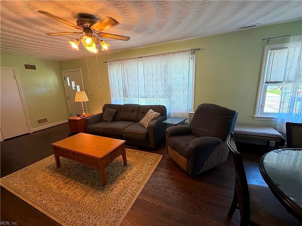 318 Tareyton LN, PORTSMOUTH VA 23701 thumb 7