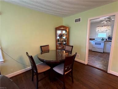 318 Tareyton LN, PORTSMOUTH VA 23701 thumb 8