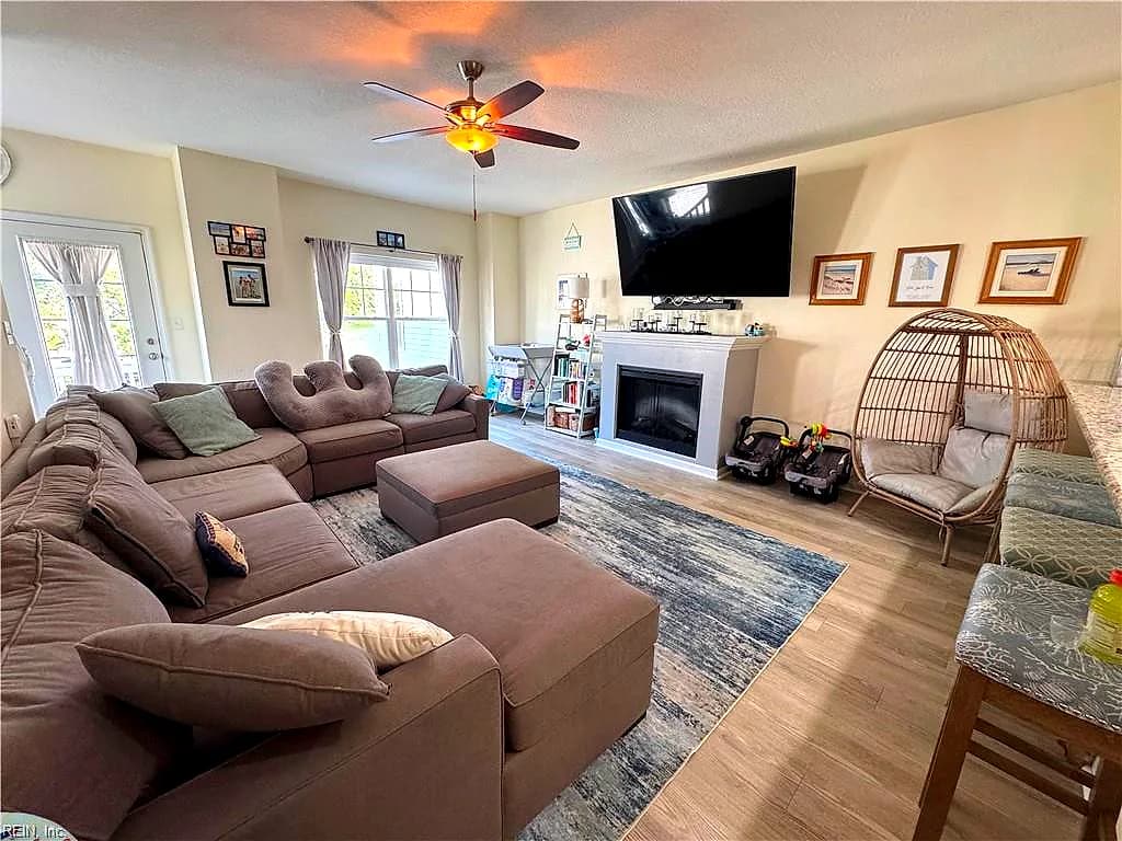 420 Heron LNDG, VIRGINIA BEACH VA 23451 thumb 6