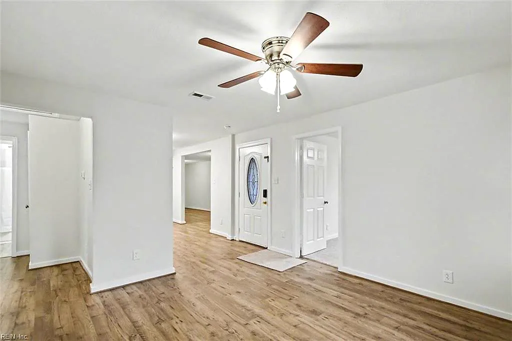 712 Paul ST, NEWPORT NEWS VA 23605 thumb 9