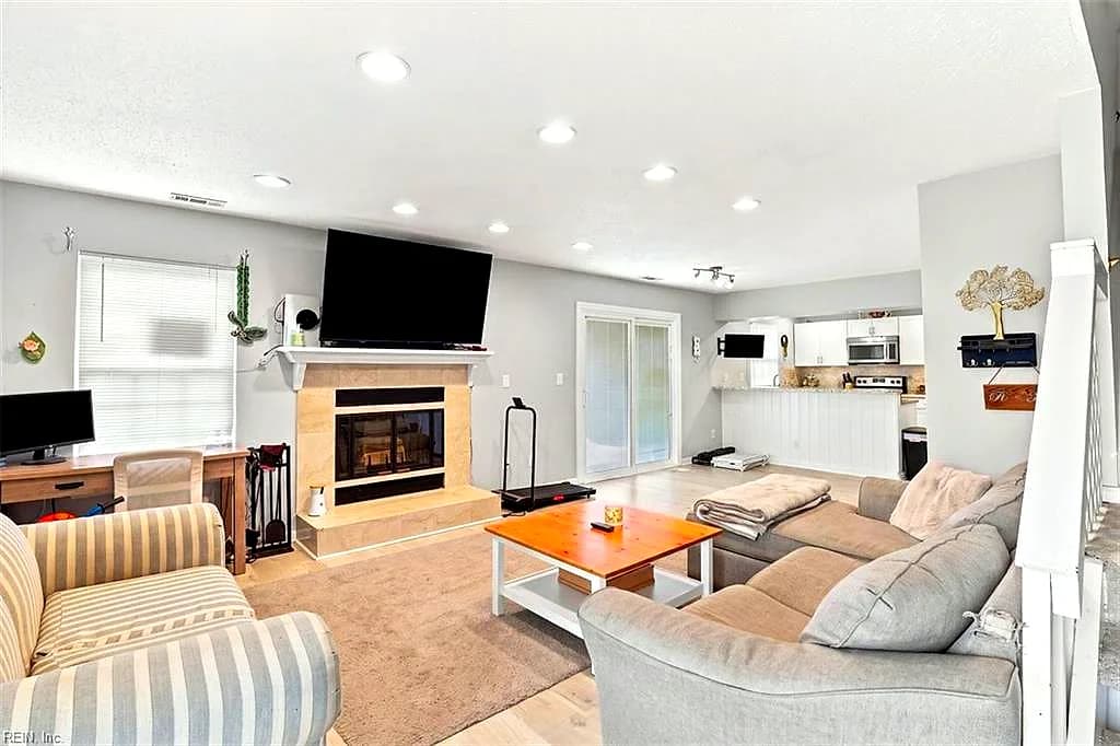 292 Ferdinand CIR, VIRGINIA BEACH VA 23462 thumb 6
