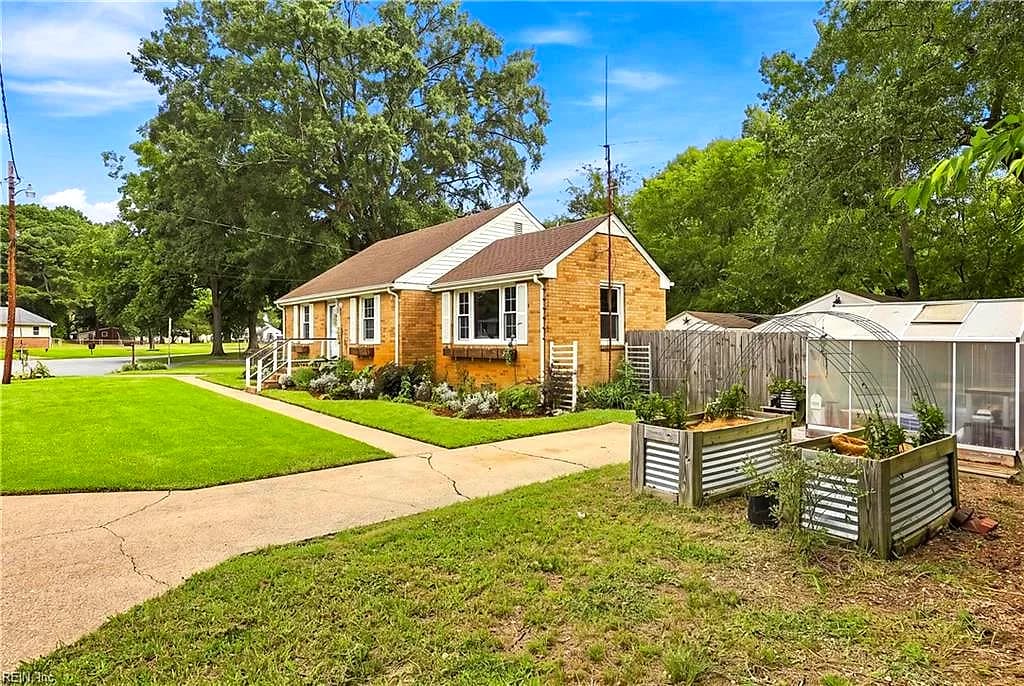 2704 Misty Point RD, CHESAPEAKE VA 23323 thumb 8