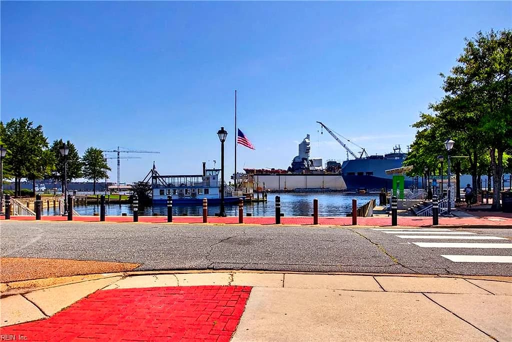 111 High ST #402, PORTSMOUTH VA 23704 - Photo 4