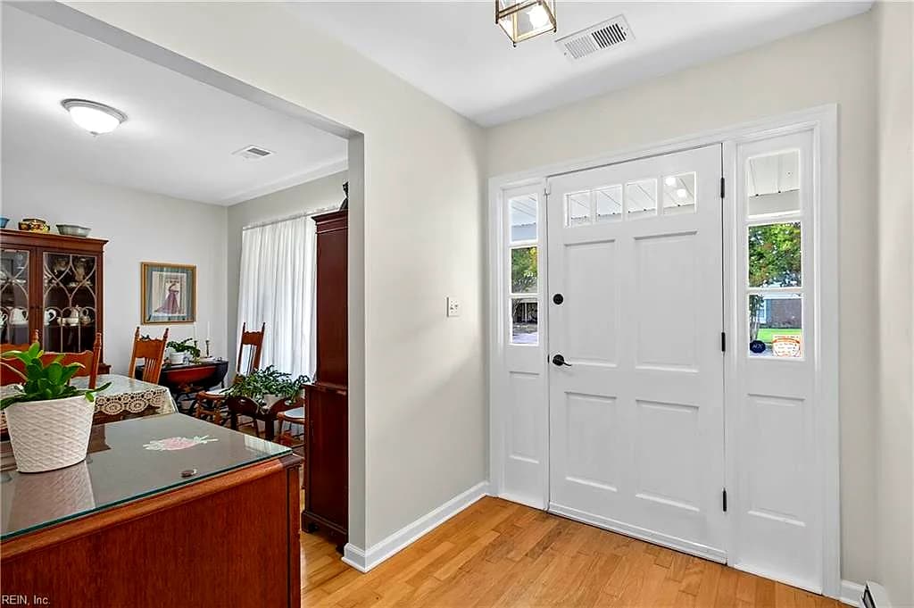 4520 Hudgins DR, VIRGINIA BEACH VA 23455 - Photo 5