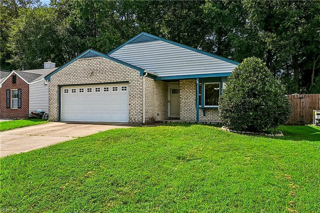 402 Westview DR, HAMPTON VA 23666 - Photo 4