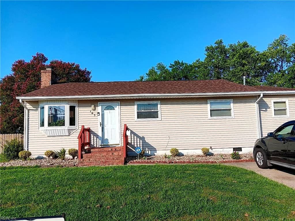 103 Big Bethel RD, HAMPTON VA 23666 - Photo 2