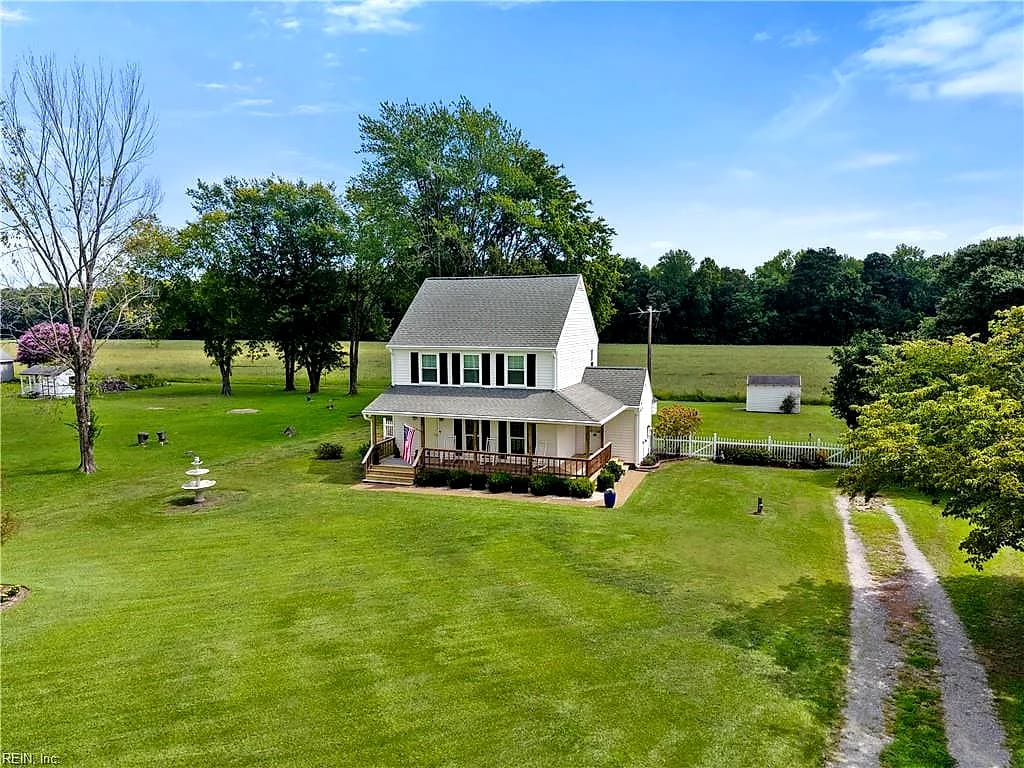 6949 Ark RD, GLOUCESTER VA 23061 - Main photo