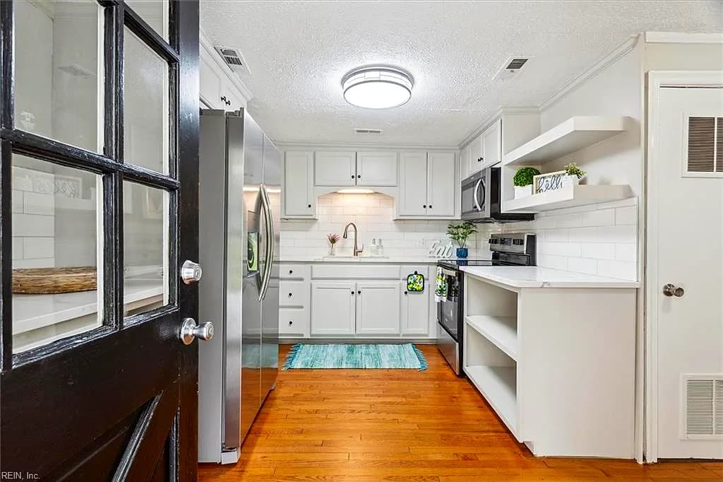 112 Oak ST, YORKTOWN VA 23693 thumb 7