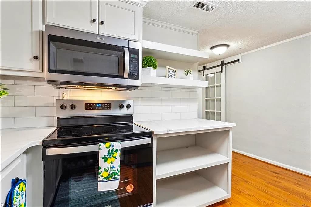 112 Oak ST, YORKTOWN VA 23693 thumb 9