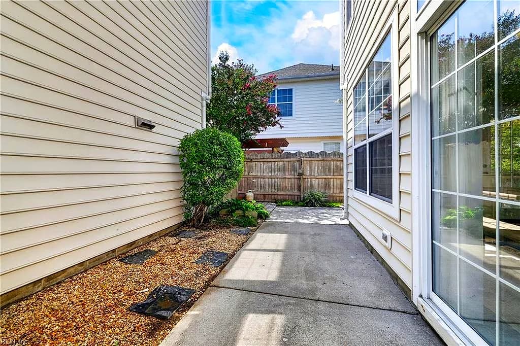 1833 Staple Inn DR, VIRGINIA BEACH VA 23456 thumb 11