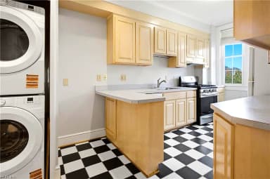 600 W Olney RD #303, NORFOLK VA 23507 thumb 11
