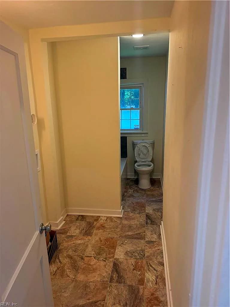 2418 Grandy AVE, NORFOLK VA 23517 thumb 12
