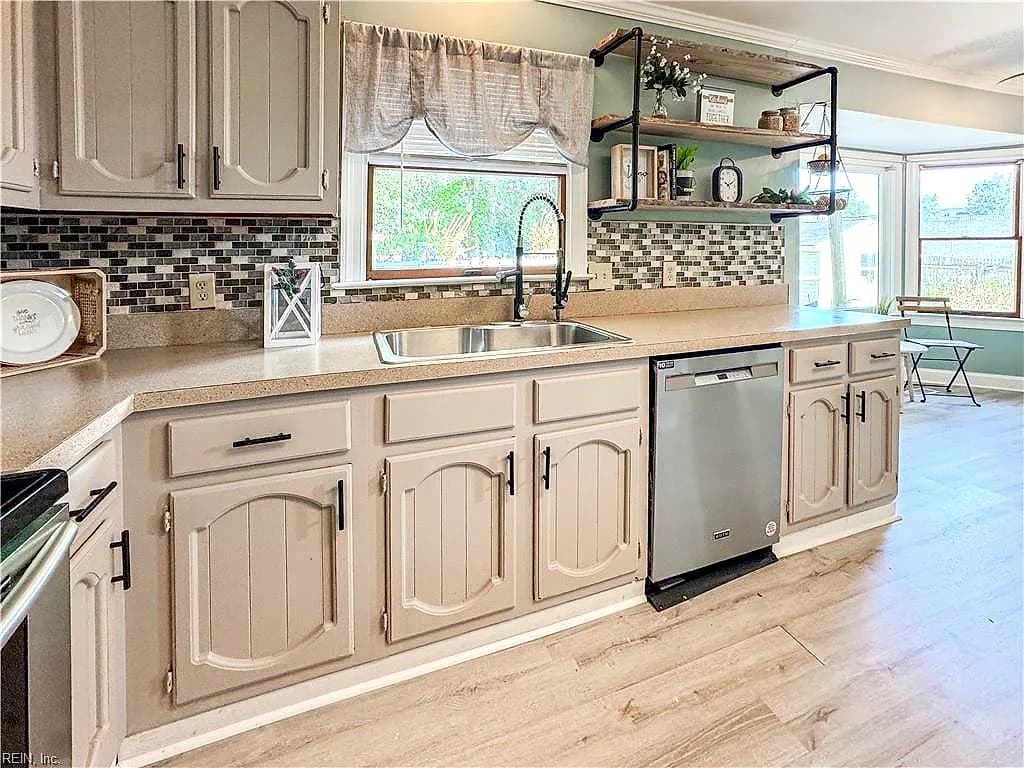 309 Barcelona DR, CHESAPEAKE VA 23320 thumb 7