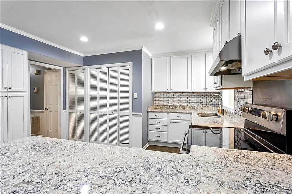 28 Holly ST, POQUOSON VA 23662 thumb 12