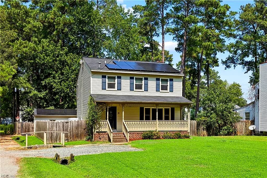 28 Holly ST, POQUOSON VA 23662 - Photo 4