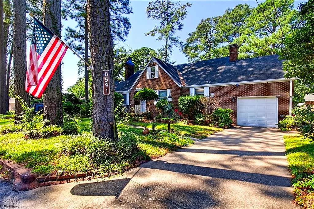 8591 Margaret AVE, NORFOLK VA 23503 - Main photo