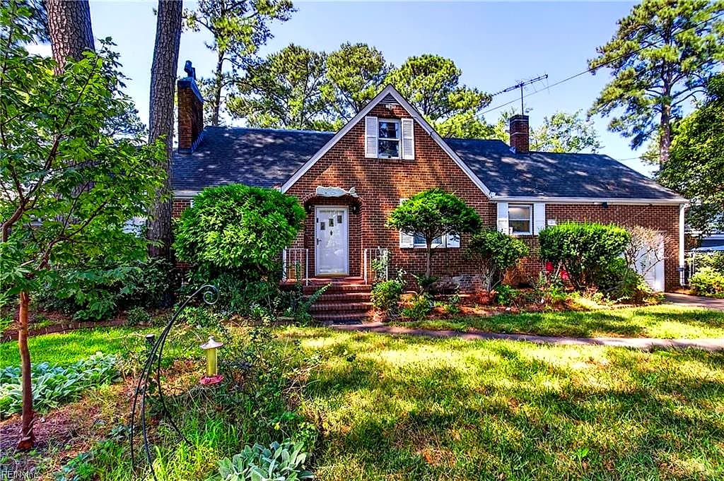 8591 Margaret AVE, NORFOLK VA 23503 - Photo 4