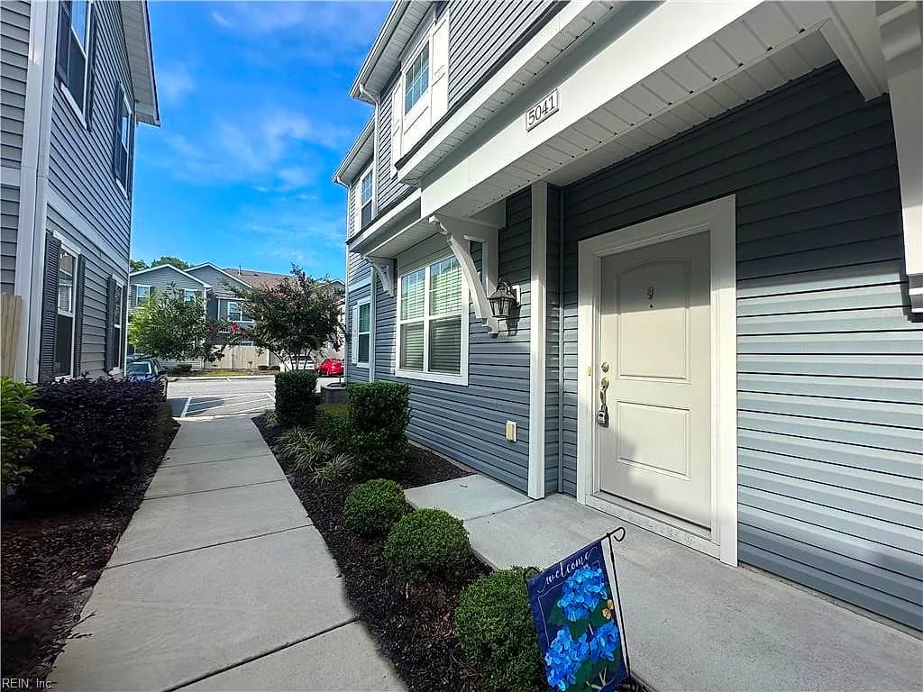 5041 Hawkins Mill WAY, VIRGINIA BEACH VA 23455 - Photo 4