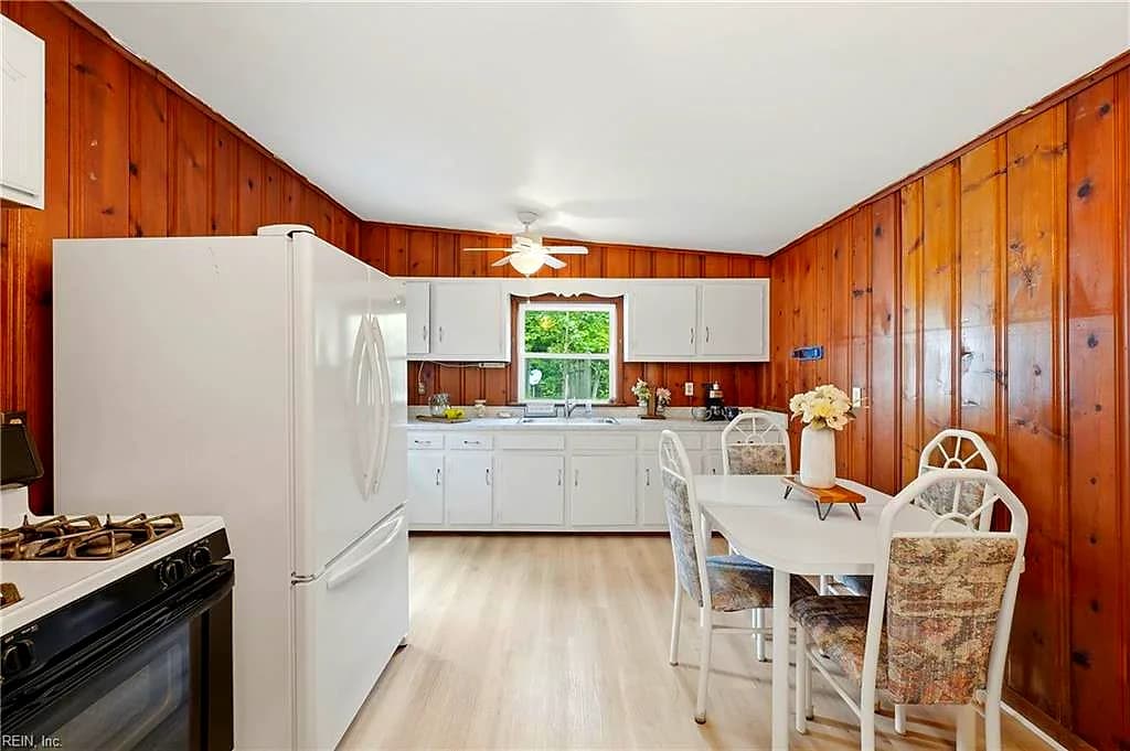 2501 Harling DR, CHESAPEAKE VA 23325 thumb 10