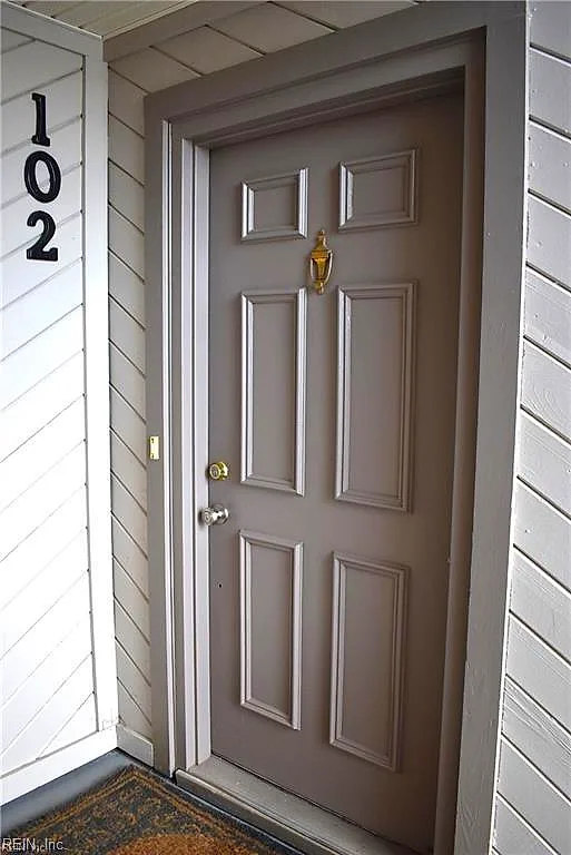 413 Harbour PT #102, VIRGINIA BEACH VA 23451 - Photo 4