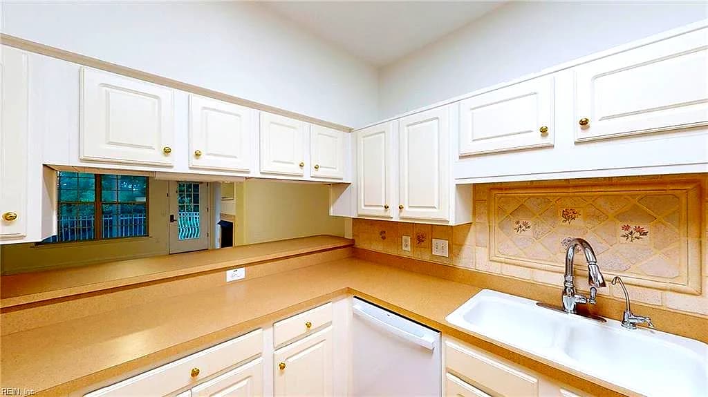 300 Riveranne CT #313, VIRGINIA BEACH VA 23462 thumb 10