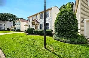 320 Oak Lake TER, CHESAPEAKE VA 23320 - Photo 5