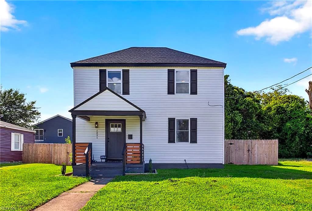 1230 17th ST, NEWPORT NEWS VA 23607 - Main photo