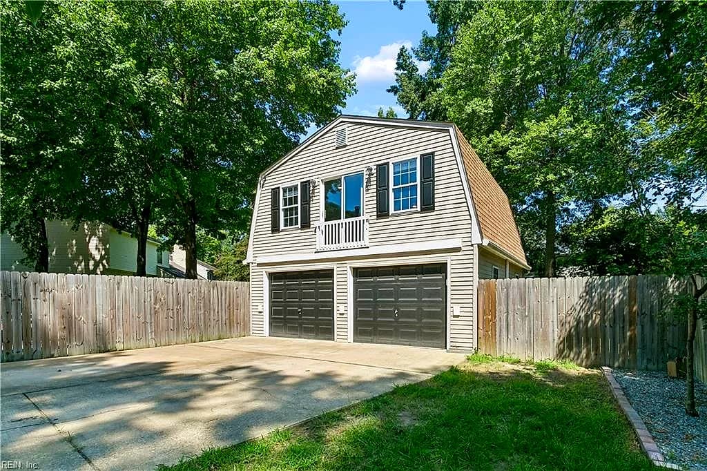 129 Vista DR, NEWPORT NEWS VA 23608 - Photo 5