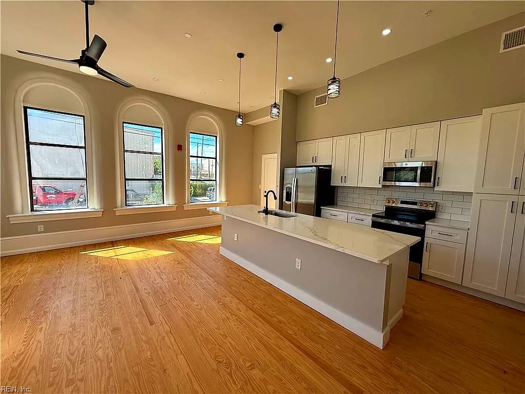 332 34th ST #117, NEWPORT NEWS VA 23607 - Main photo