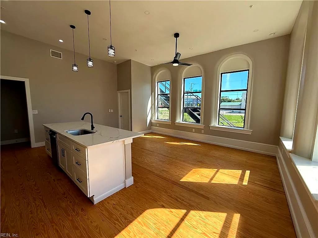 332 34th ST #117, NEWPORT NEWS VA 23607 - Photo 3