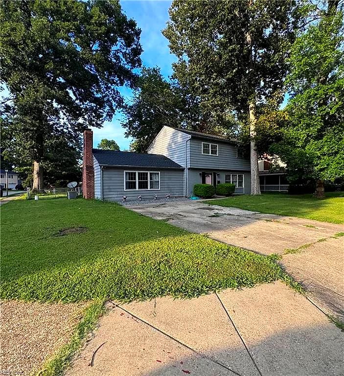 1039 Windjammer DR, HAMPTON VA 23669 - Photo 2