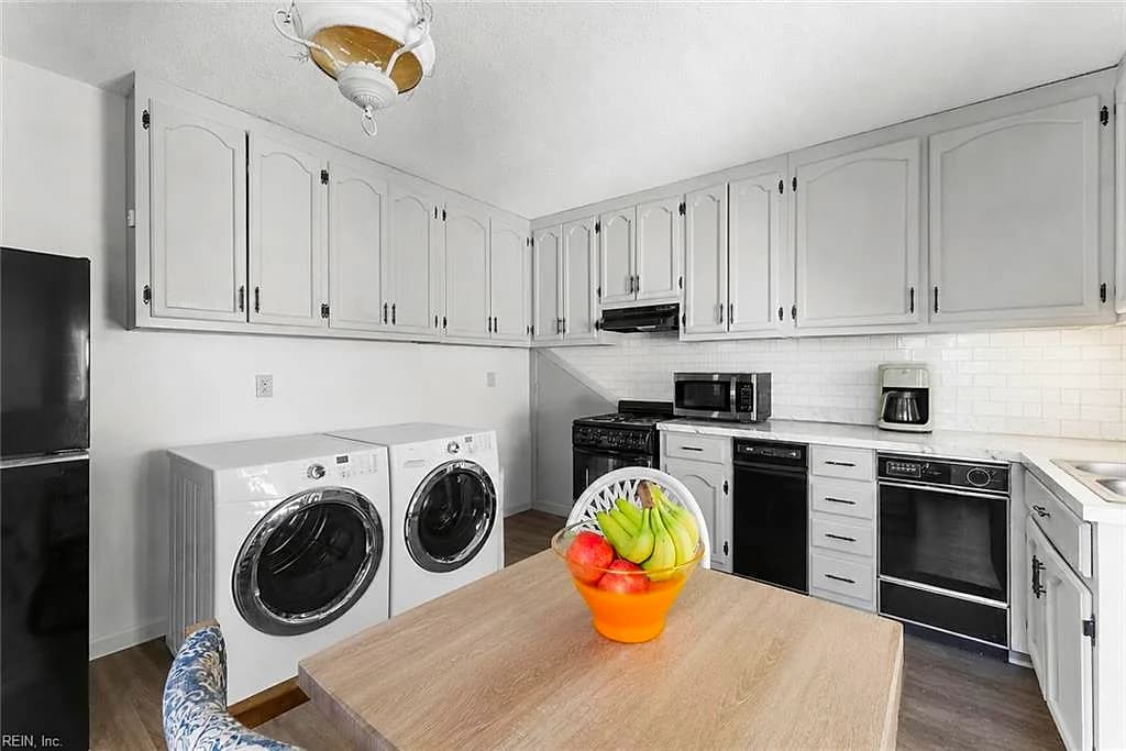 254 Maryland AVE, PORTSMOUTH VA 23707 - Photo 4
