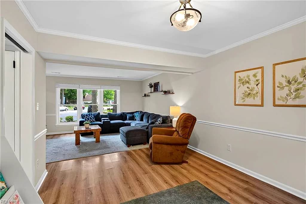 305 N Starfish CT, HAMPTON VA 23669 thumb 9