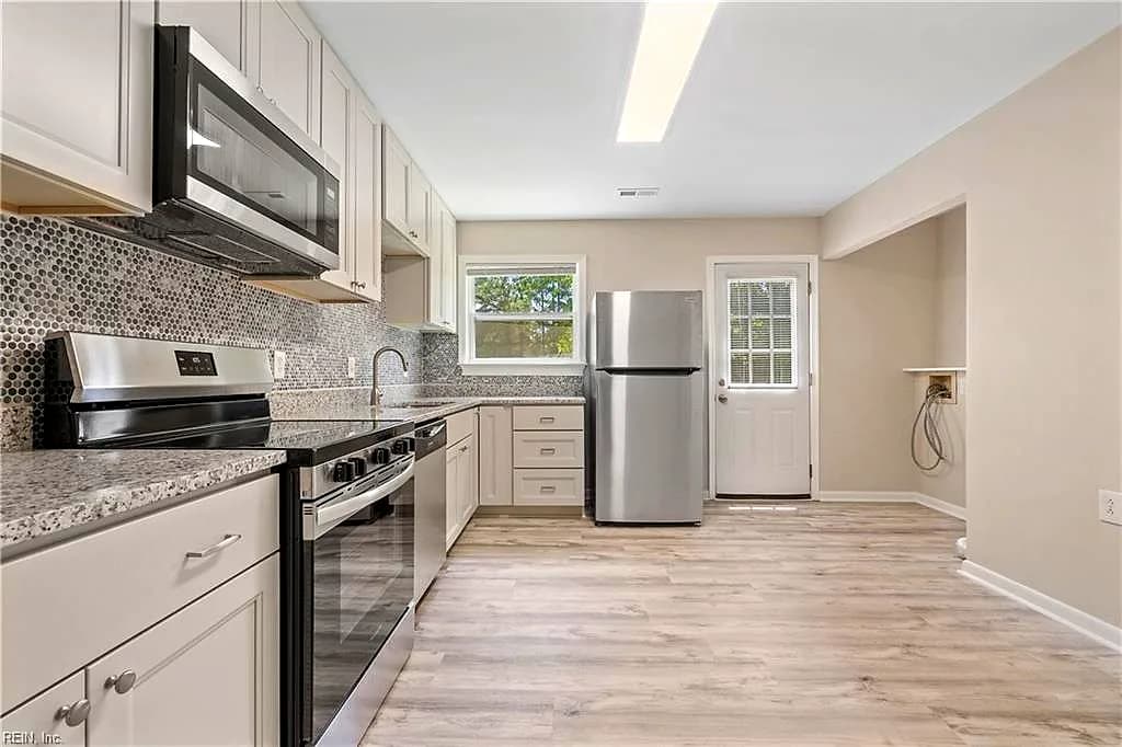 3305 Portobello CT, CHESAPEAKE VA 23321 thumb 9