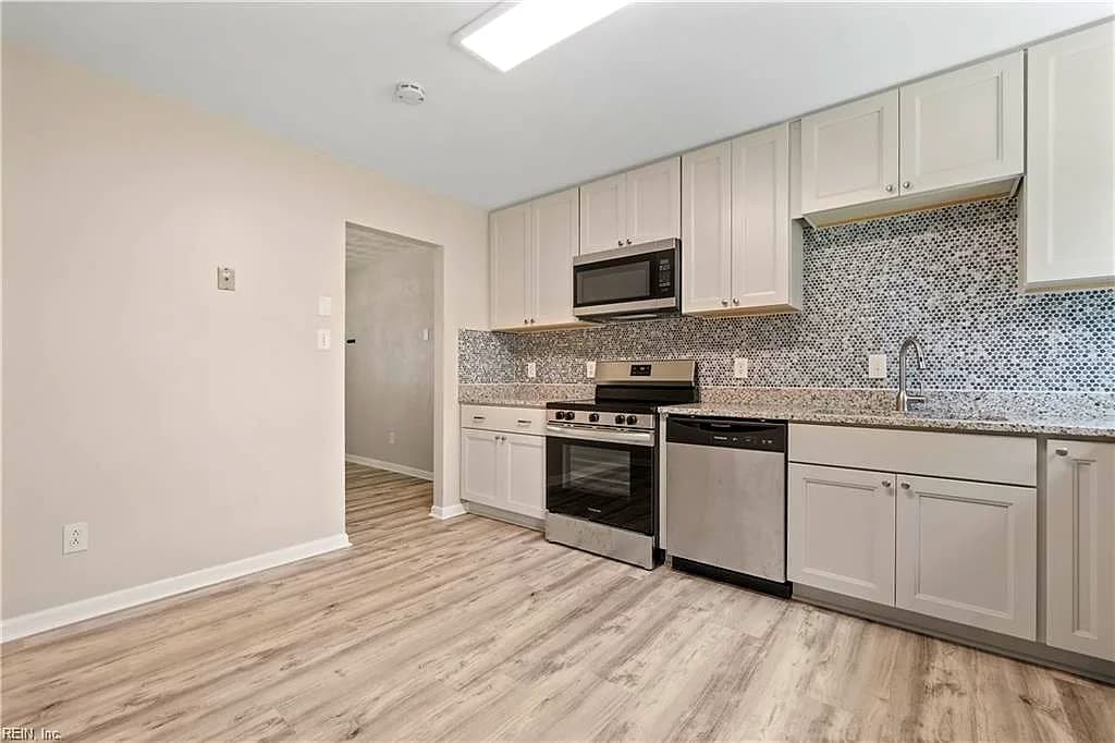 3305 Portobello CT, CHESAPEAKE VA 23321 thumb 10