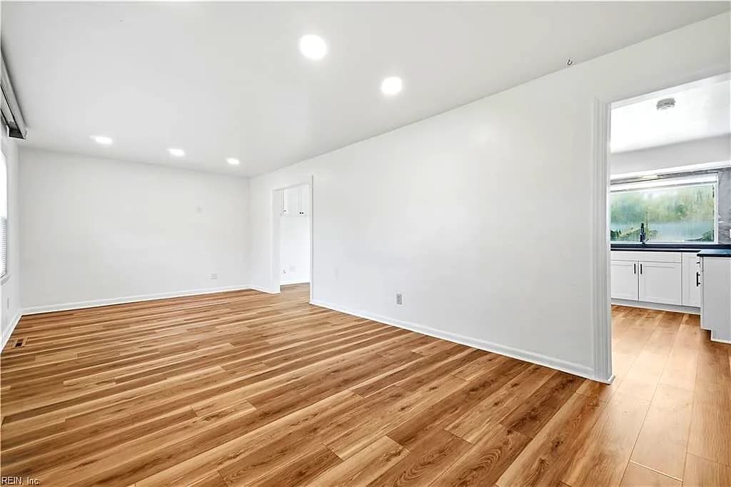 600 Breeds Hill Rd RD, VIRGINIA BEACH VA 23462 - Photo 4