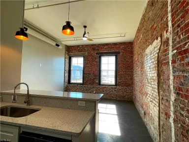 208 23rd ST #103, NEWPORT NEWS VA 23607 thumb 3